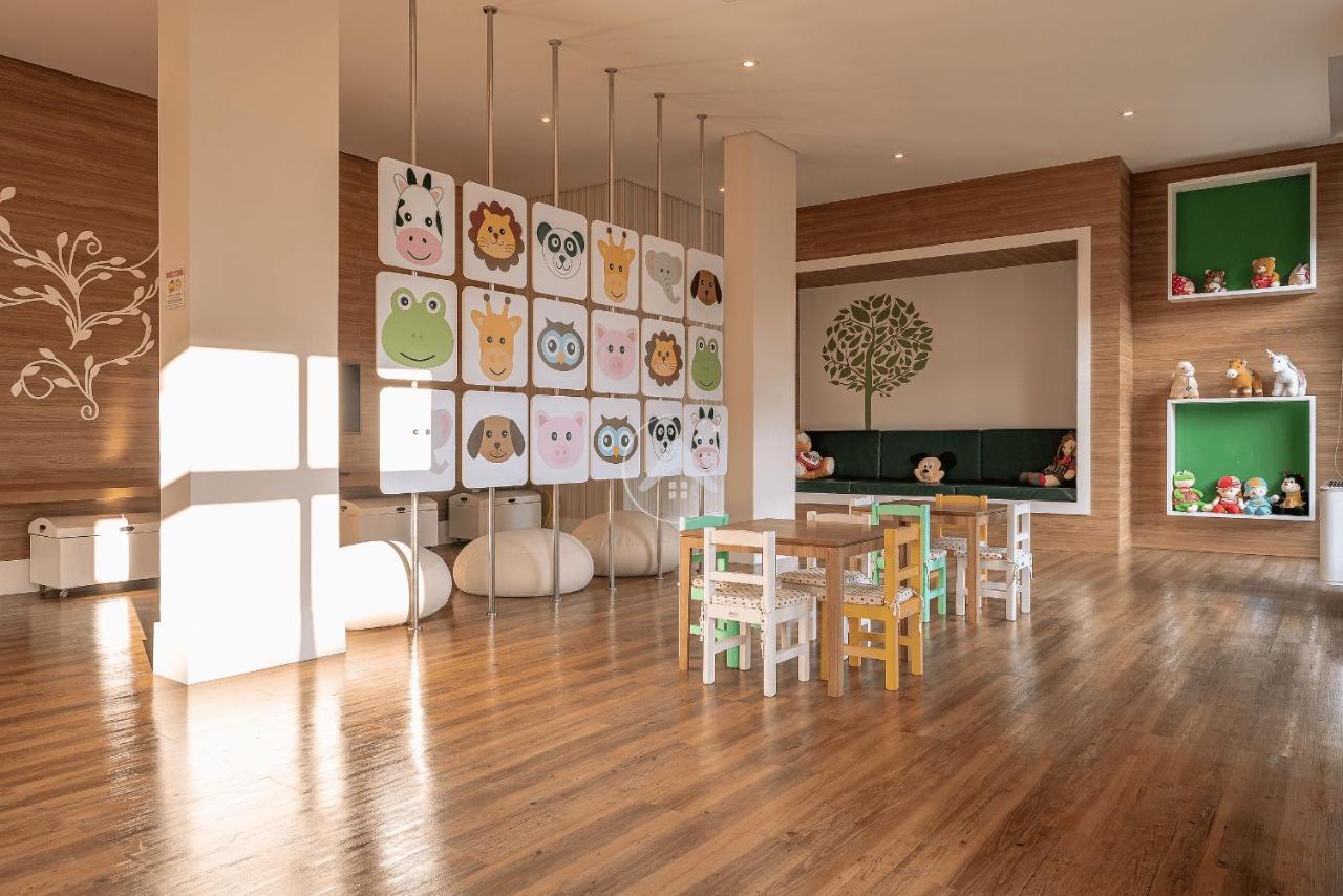 Incrivel Apto Em Completo, Muito Proximo Ao Centrinho Do Capivari - Apartamento *
